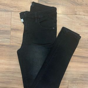 Black skinny jeans stretchy